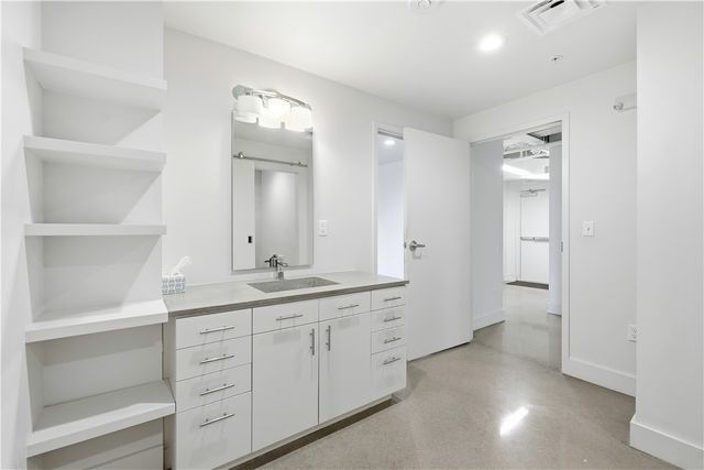 224 2nd Street, Bentonville, AR 72712