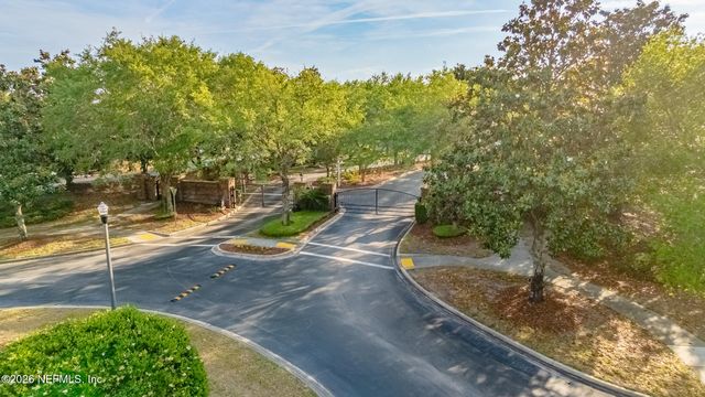 11251 CAMPFIELD Drive 3302, Jacksonville, FL 32256