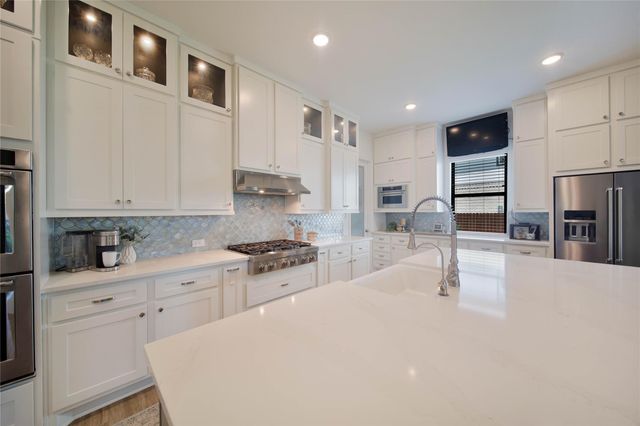 4823 Creekbend Drive, Fulshear, TX 77441