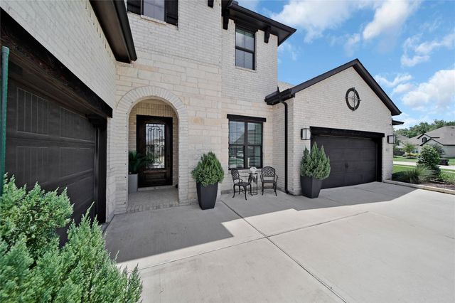 4823 Creekbend Drive, Fulshear, TX 77441