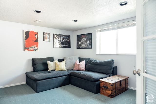 3551 S HUNTINGTON DR, Bountiful, UT 84010