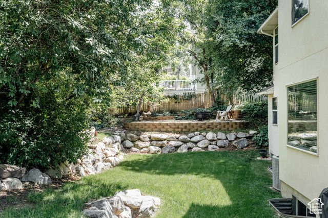 3551 S HUNTINGTON DR, Bountiful, UT 84010