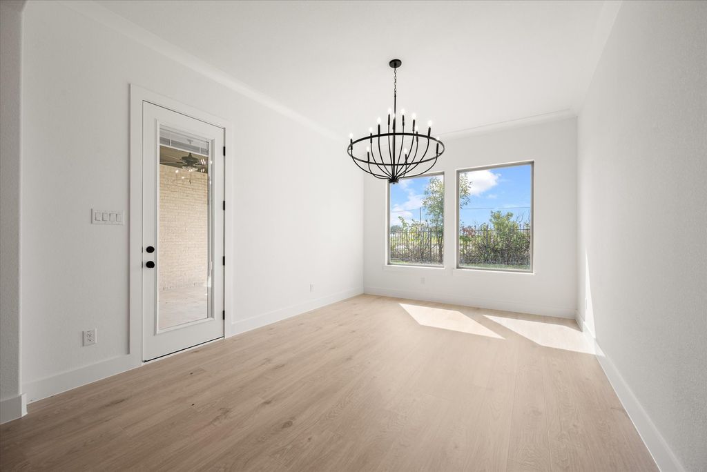 property-img