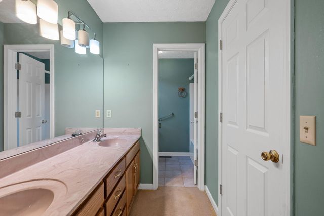 326 Fallen Leaf Drive, Soddy Daisy, TN 37379