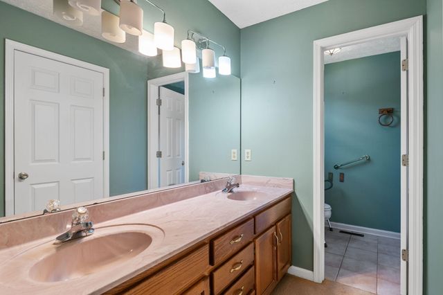 326 Fallen Leaf Drive, Soddy Daisy, TN 37379