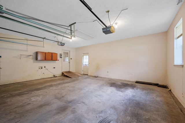 326 Fallen Leaf Drive, Soddy Daisy, TN 37379