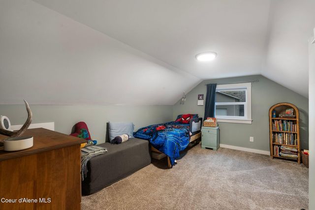 6885 Hazel St, Bonners Ferry, ID 83805