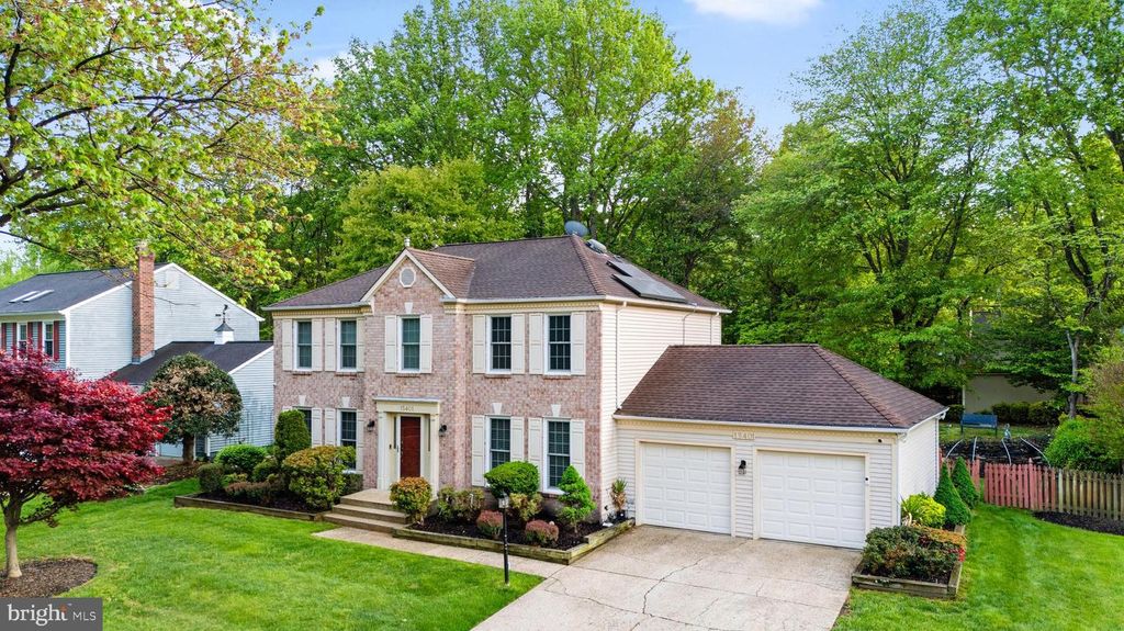 Image 3 of property listing at 15401 PINE TREE CT, Bowie, MD 20721