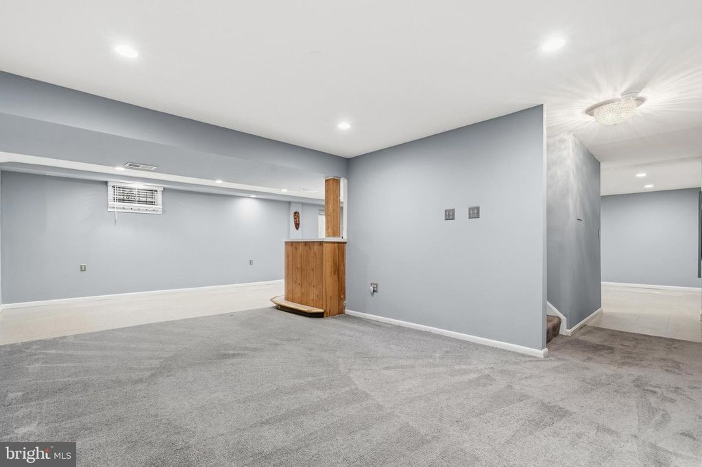 Image 35 of property listing at 15401 PINE TREE CT, Bowie, MD 20721