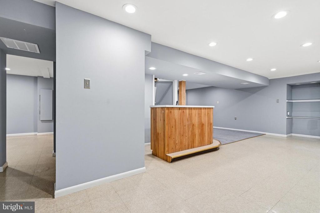 Image 37 of property listing at 15401 PINE TREE CT, Bowie, MD 20721