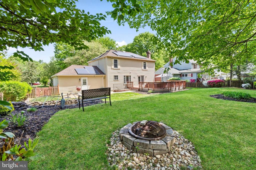 Image 40 of property listing at 15401 PINE TREE CT, Bowie, MD 20721