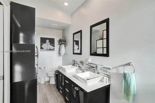 21388 Marina Cove Circle 13G, Aventura, FL 33180
