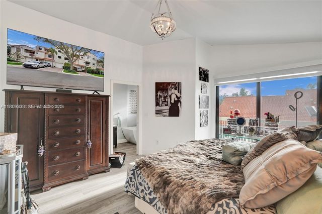 21388 Marina Cove Circle 13G, Aventura, FL 33180