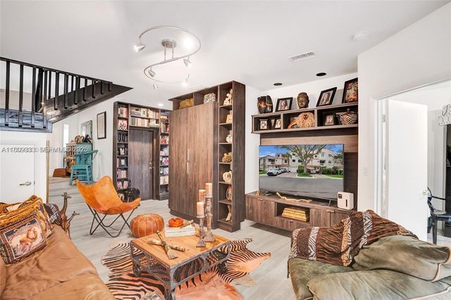 21388 Marina Cove Circle 13G, Aventura, FL 33180
