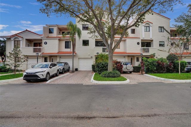 21388 Marina Cove Circle 13G, Aventura, FL 33180