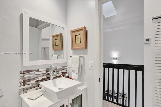 21388 Marina Cove Circle 13G, Aventura, FL 33180