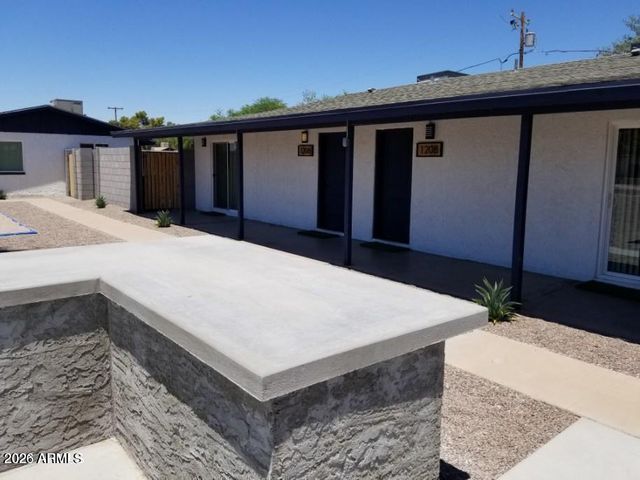 1156 E Tempe Drive, Tempe, AZ 85288
