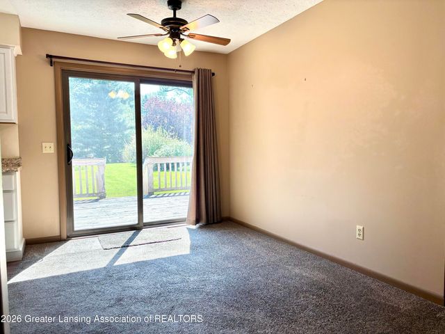 637 Green Street, Grand Ledge, MI 48837