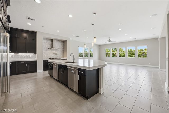 6130 Pebble Glen Court, Las Vegas, NV 89149