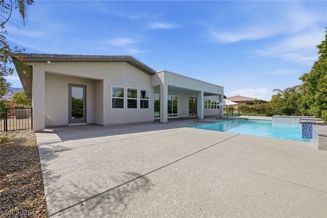 6130 Pebble Glen Court, Las Vegas, NV 89149