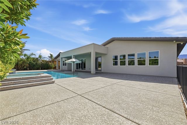 6130 Pebble Glen Court, Las Vegas, NV 89149