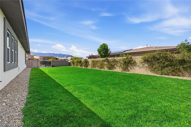 6130 Pebble Glen Court, Las Vegas, NV 89149