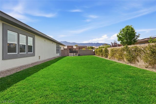 6130 Pebble Glen Court, Las Vegas, NV 89149