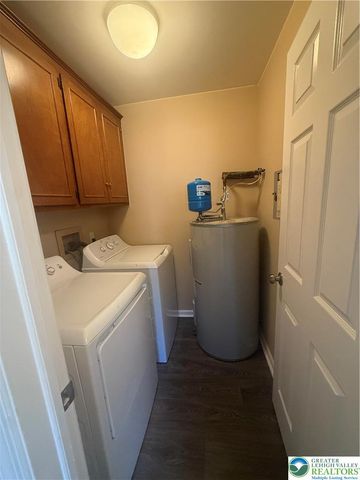 913 Cold Spring Road 5, Lower Macungie Twp, PA 18103