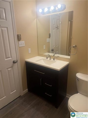 913 Cold Spring Road 5, Lower Macungie Twp, PA 18103