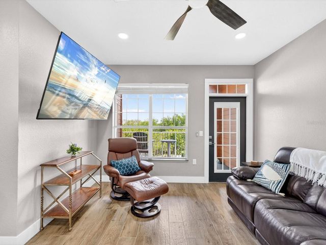 5000 CULBREATH KEY WAY 9-116, Tampa, FL 33611