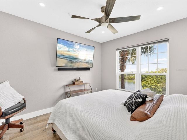 5000 CULBREATH KEY WAY 9-116, Tampa, FL 33611