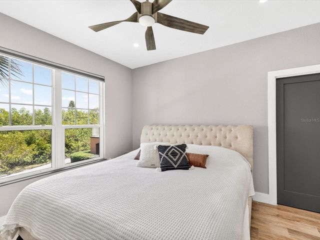 5000 CULBREATH KEY WAY 9-116, Tampa, FL 33611