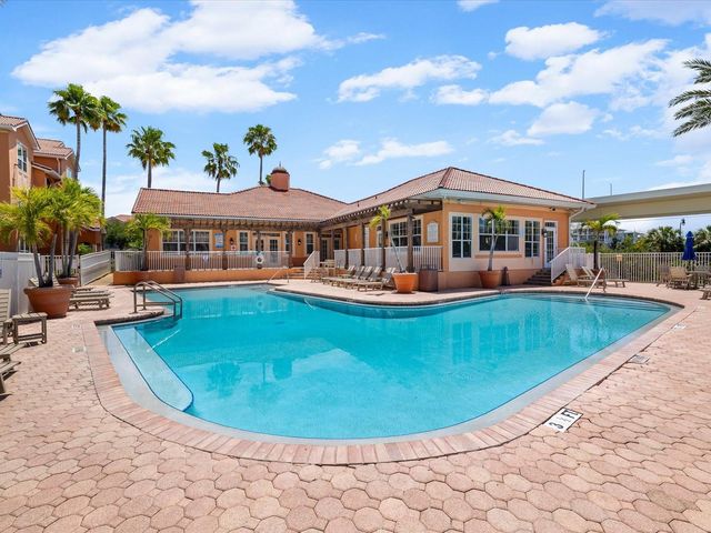 5000 CULBREATH KEY WAY 9-116, Tampa, FL 33611