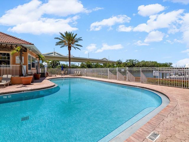5000 CULBREATH KEY WAY 9-116, Tampa, FL 33611