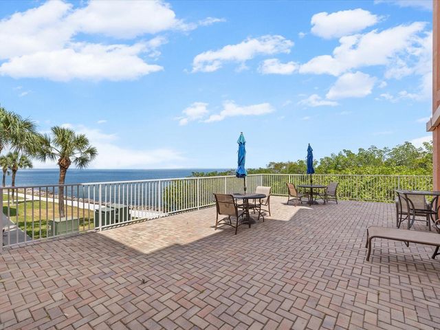 5000 CULBREATH KEY WAY 9-116, Tampa, FL 33611