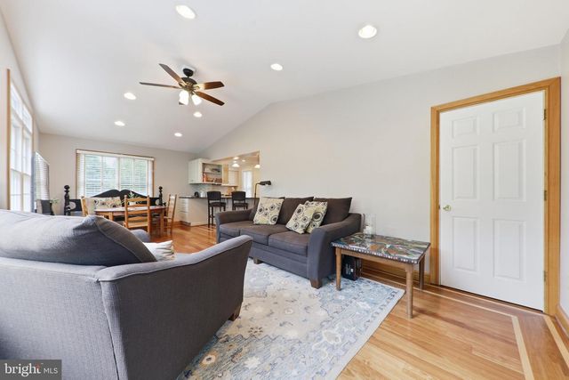 3301 RIDGE RD, Westminster, MD 21157