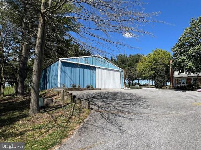 3301 RIDGE RD, Westminster, MD 21157