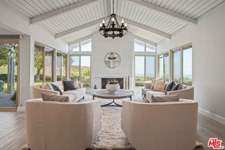 2526 CORDELIA Road, Los Angeles, CA 90049