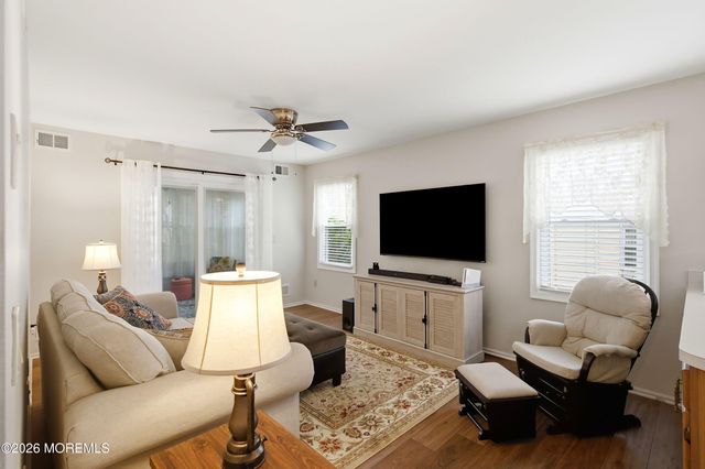 252 Martine Way, Lakewood, NJ 08701
