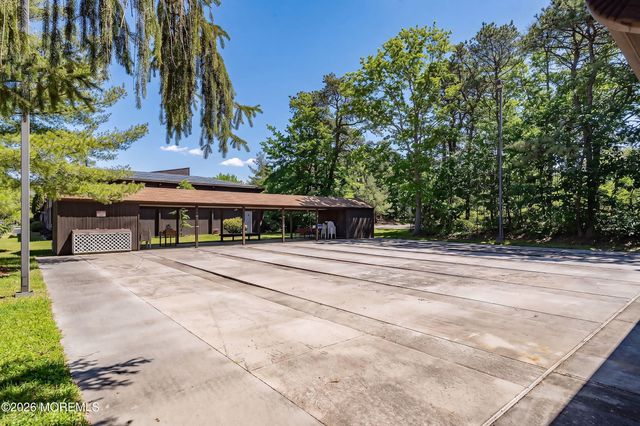 252 Martine Way, Lakewood, NJ 08701