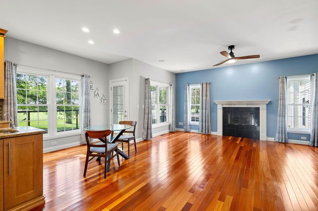 10752 Dogleg Drive, Demotte, IN 46310