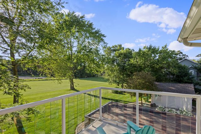 10752 Dogleg Drive, Demotte, IN 46310