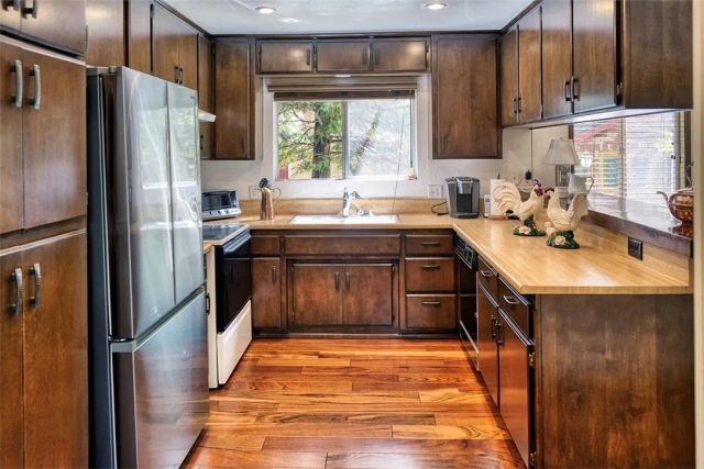 180 Grass Valley 42, Lake Arrowhead, CA 92352