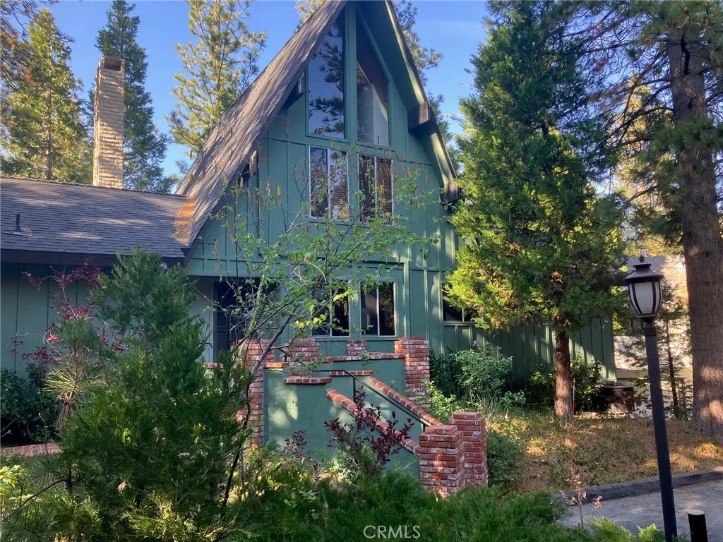 180 Grass Valley 42, Lake Arrowhead, CA 92352