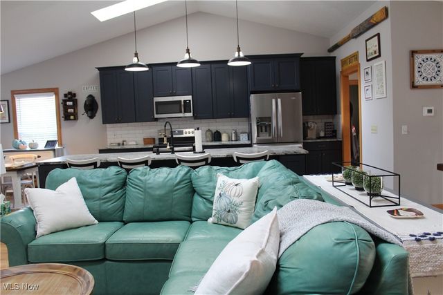 114 Stone Crossing Street NE, Canton, OH 44721