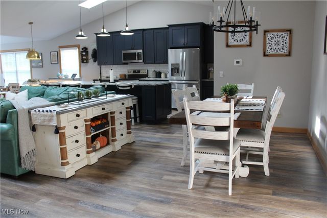 114 Stone Crossing Street NE, Canton, OH 44721