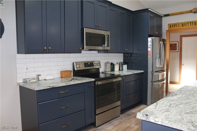 114 Stone Crossing Street NE, Canton, OH 44721