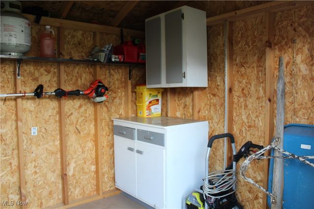 114 Stone Crossing Street NE, Canton, OH 44721