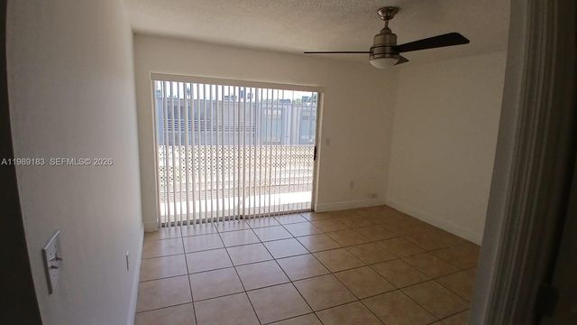 8782 SW 12th St 208, Miami, FL 33174