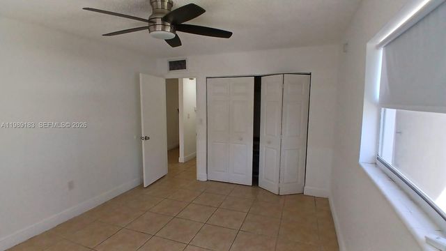 8782 SW 12th St 208, Miami, FL 33174